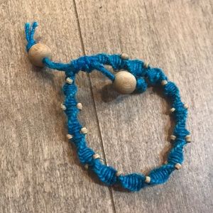 Blue bracelet with wood beads